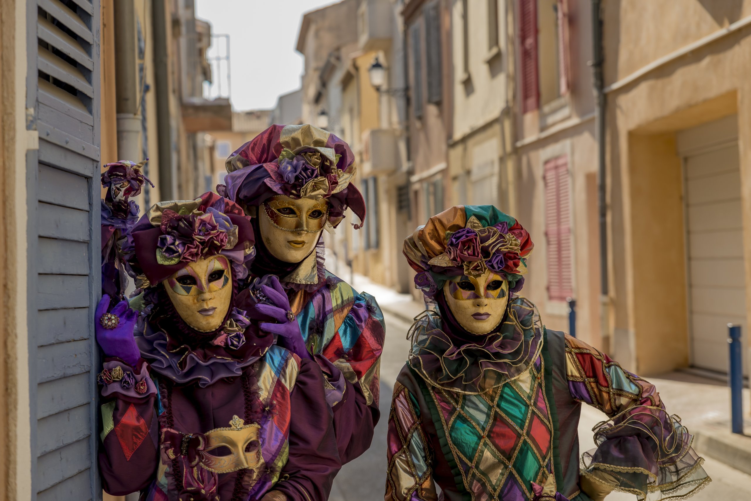 Escapadinhas de Carnaval 2027: cinco ideias, de Torres Vedras ao Mindelo